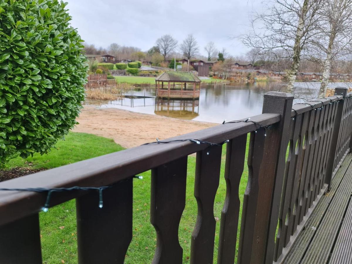 4 Bed Luxury Lodge With Hot Tub Near Lake District Warton (Lancaster, Lancashire) Exterior foto